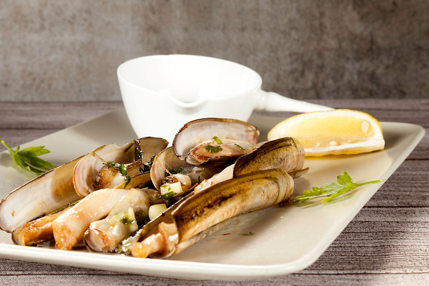 The Razor Clam