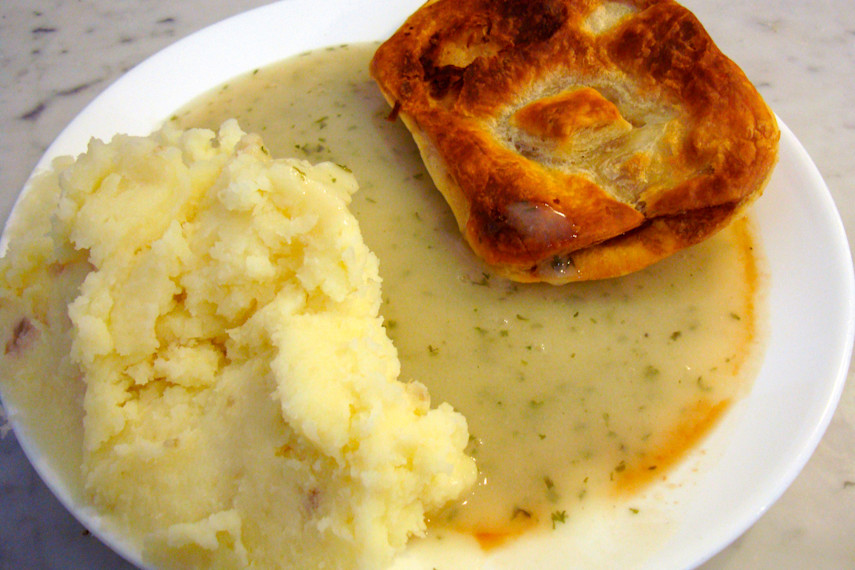 5. Robins Original Pie and Mash