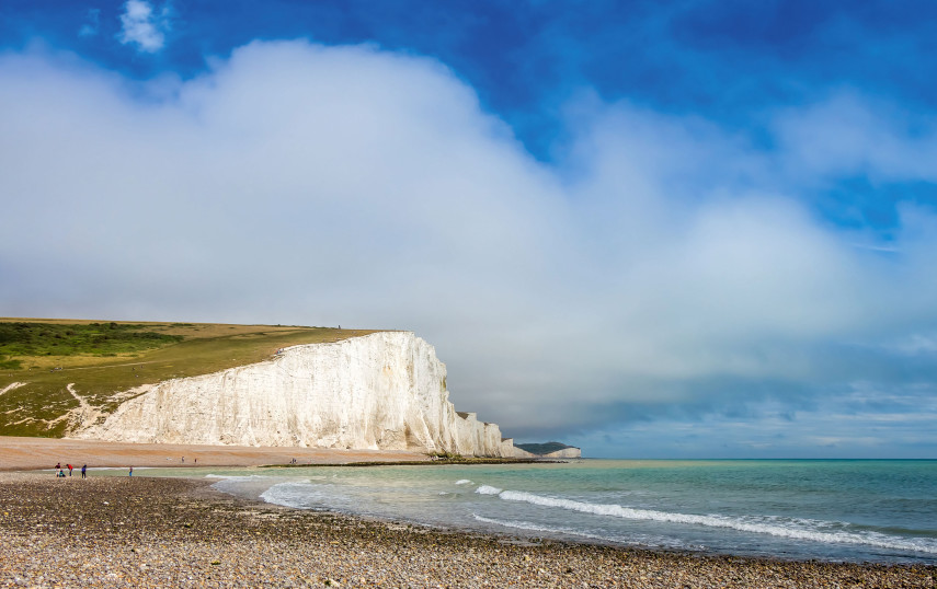 Try your hand at kayaking on Dover Beach