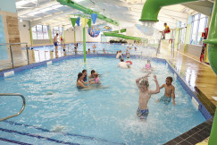 GS - Park - Carousel - Indoor and outdoor pool