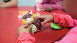 Pic 'n' Bobble at the Pottery Studio