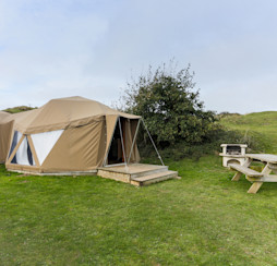 Representation of the outside of a Geo Dome