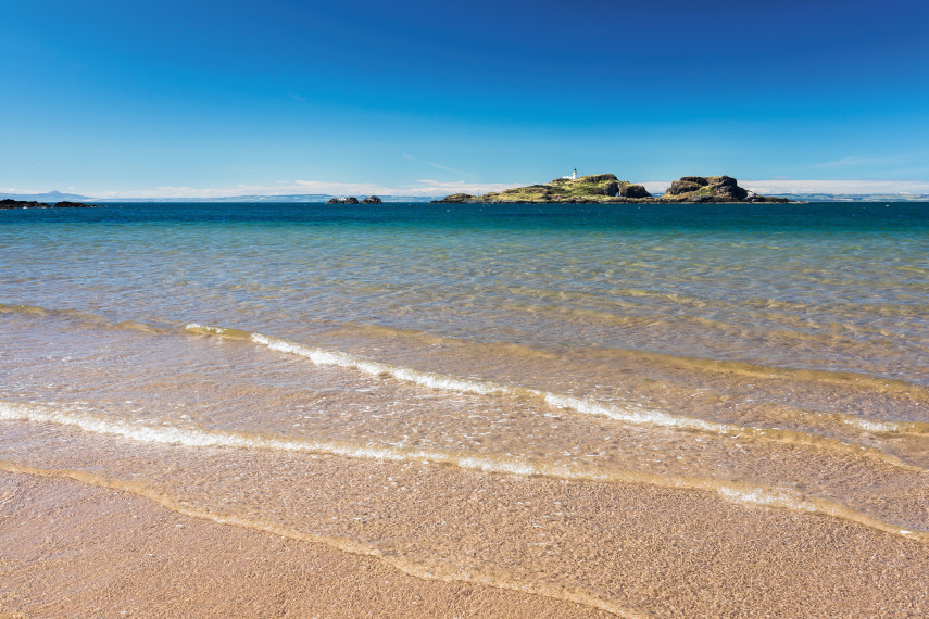 Dirleton Castle and Yellowcraig Beach  