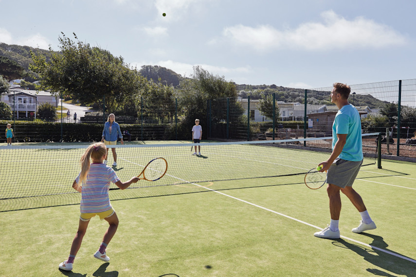 How to book a tennis court