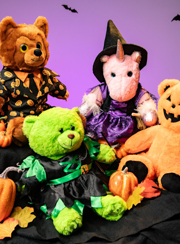 Give your newly-created teddy bear some spooky style in our Halloween Make a Bear activity.