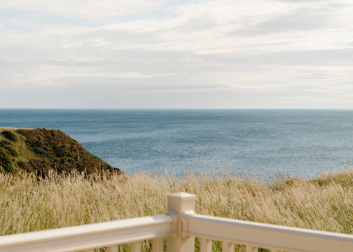 Coastal escapes for couples and adults
