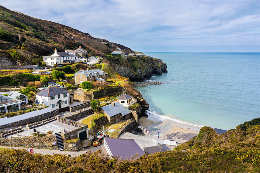 Trevaunance Cove