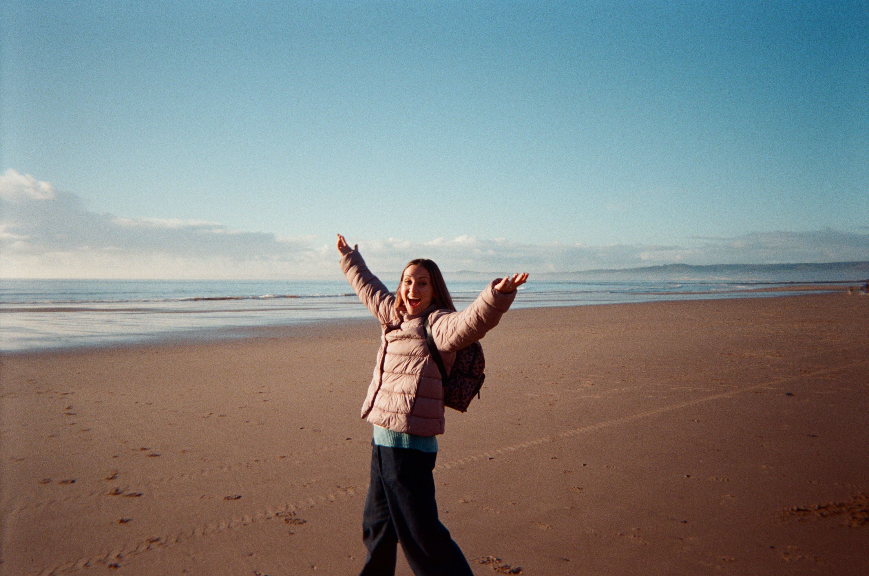 Low deposit and Price Promise guarantee