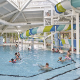 HO - Park - Carousel - Indoor pool