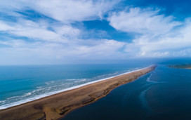 Coastal path walk to Chesil bank