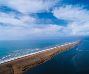 Coastal path walk to Chesil bank