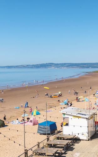 Direct beach access to Devon Cliffs