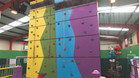 Indoor climbing wall