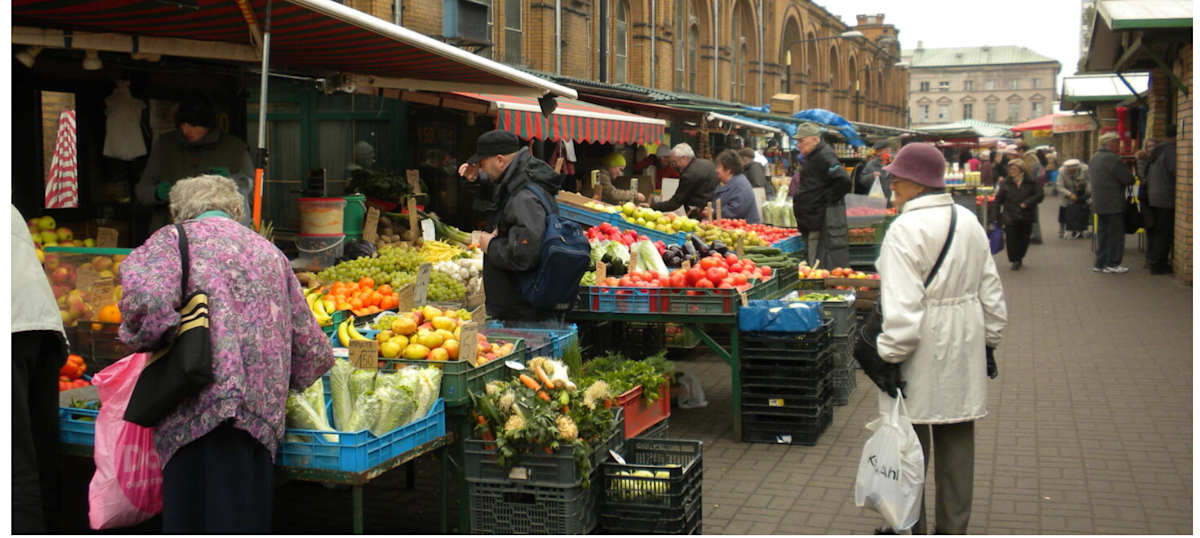Polska flaga na produkcie nic nie znaczy? Jak zrobiono biznes z patriotyzmu - Mateusz Perowicz pokazuje, jak polskie prawo umożliwia zagranicznym koncernom oszukiwanie polskich konsumentów
