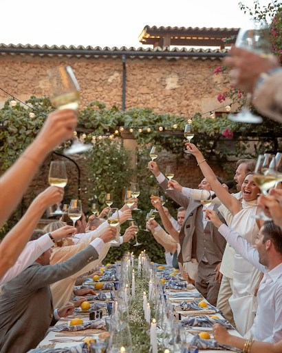 Stress-Free Wedding Planning: Balancing Tradition and Modernity