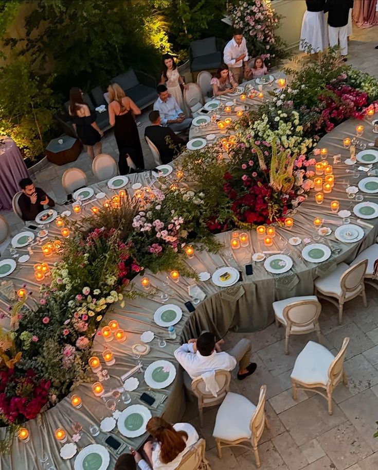 This or That: 2026 Wedding Trends Edition