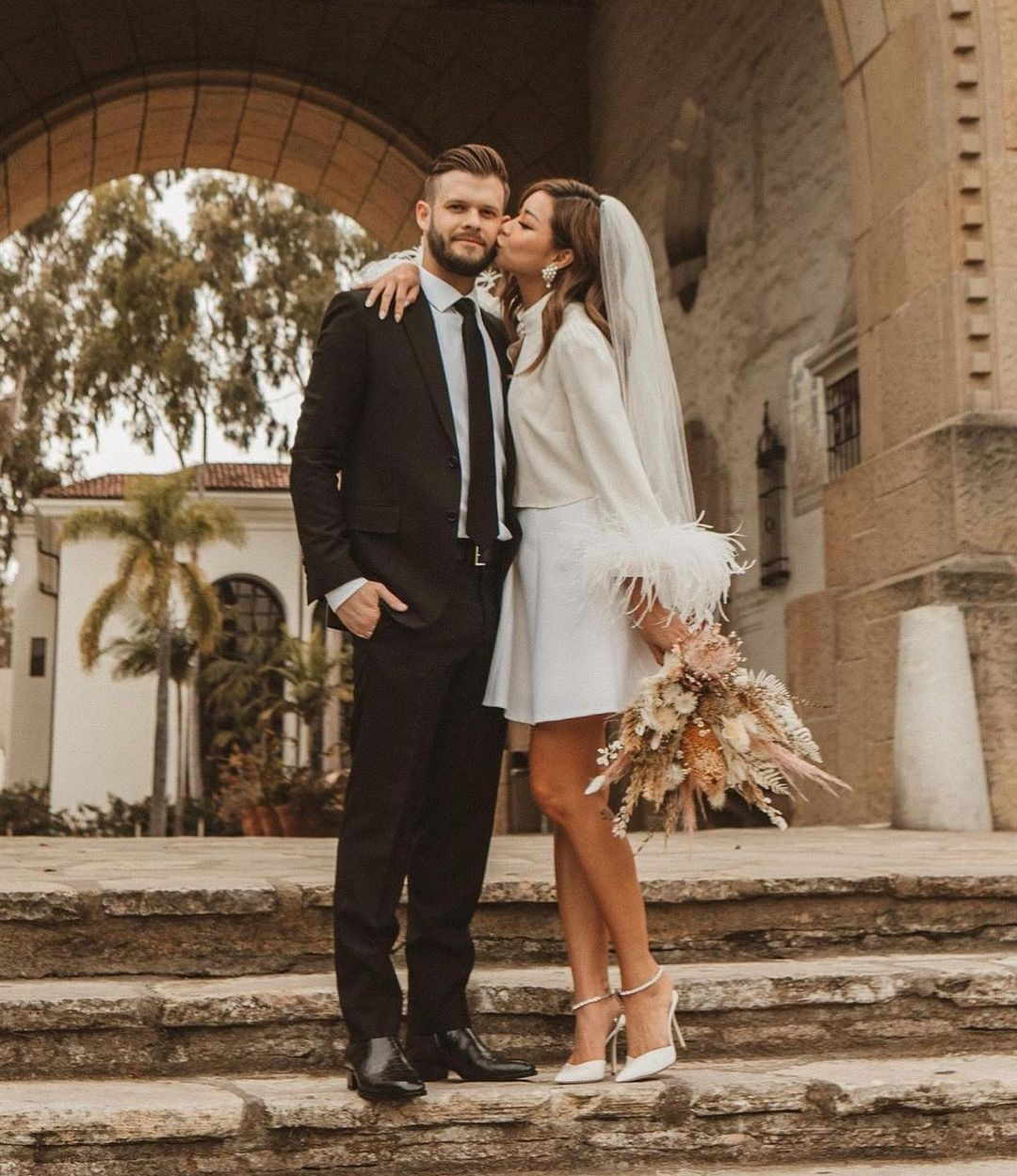 68d437a1361cc8a8d3a3b5f2 400c0c28