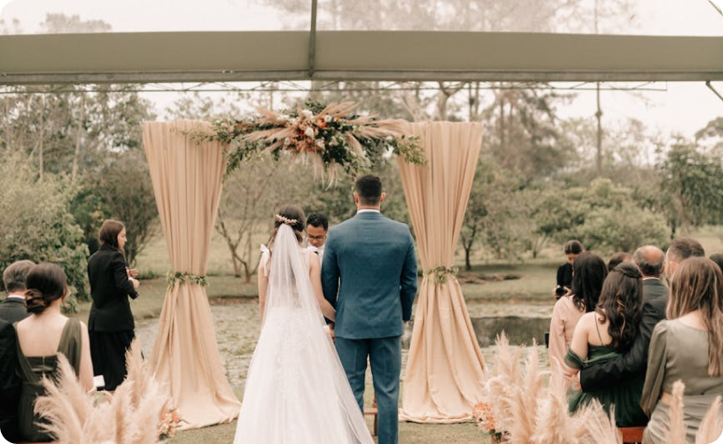 How Hannah Roze Turned a Missed Job Offer Into a Wedding Tech Breakthrough
