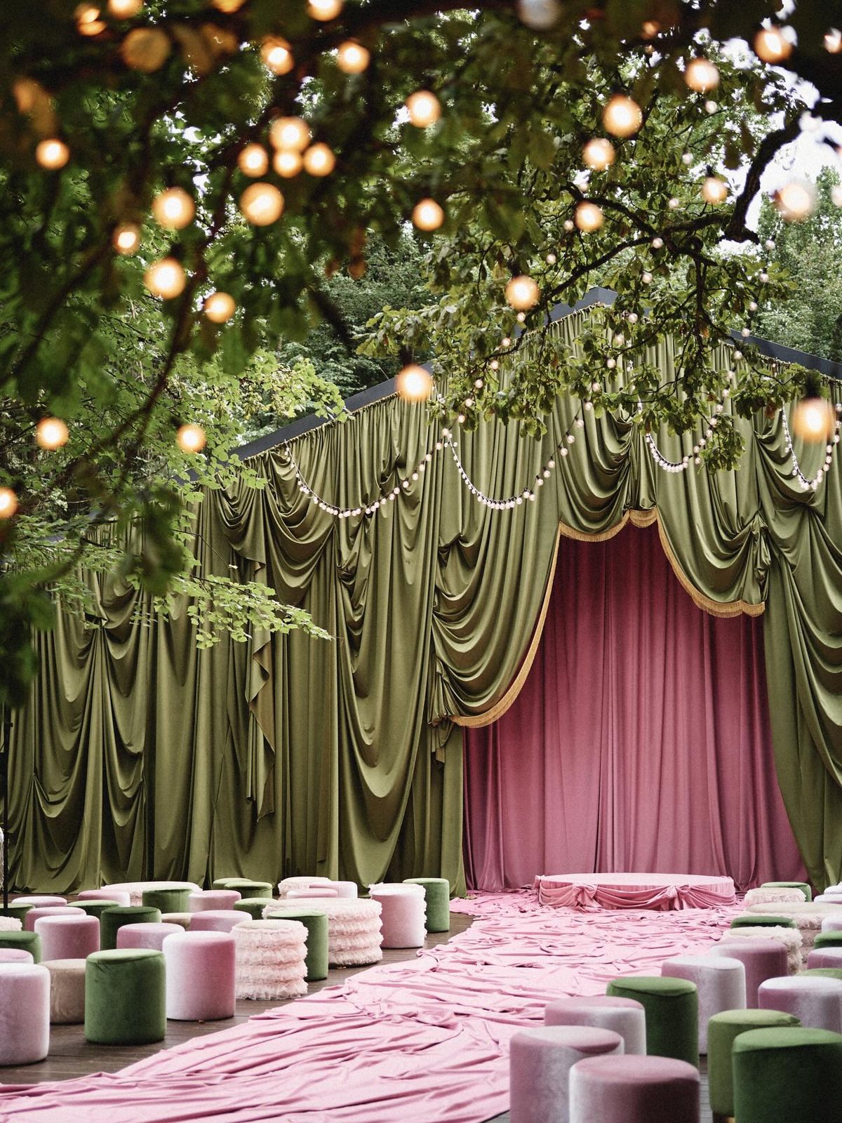 This Year's Wedding In’s & Out’s: What’s Defining the Next Era of “I Do”