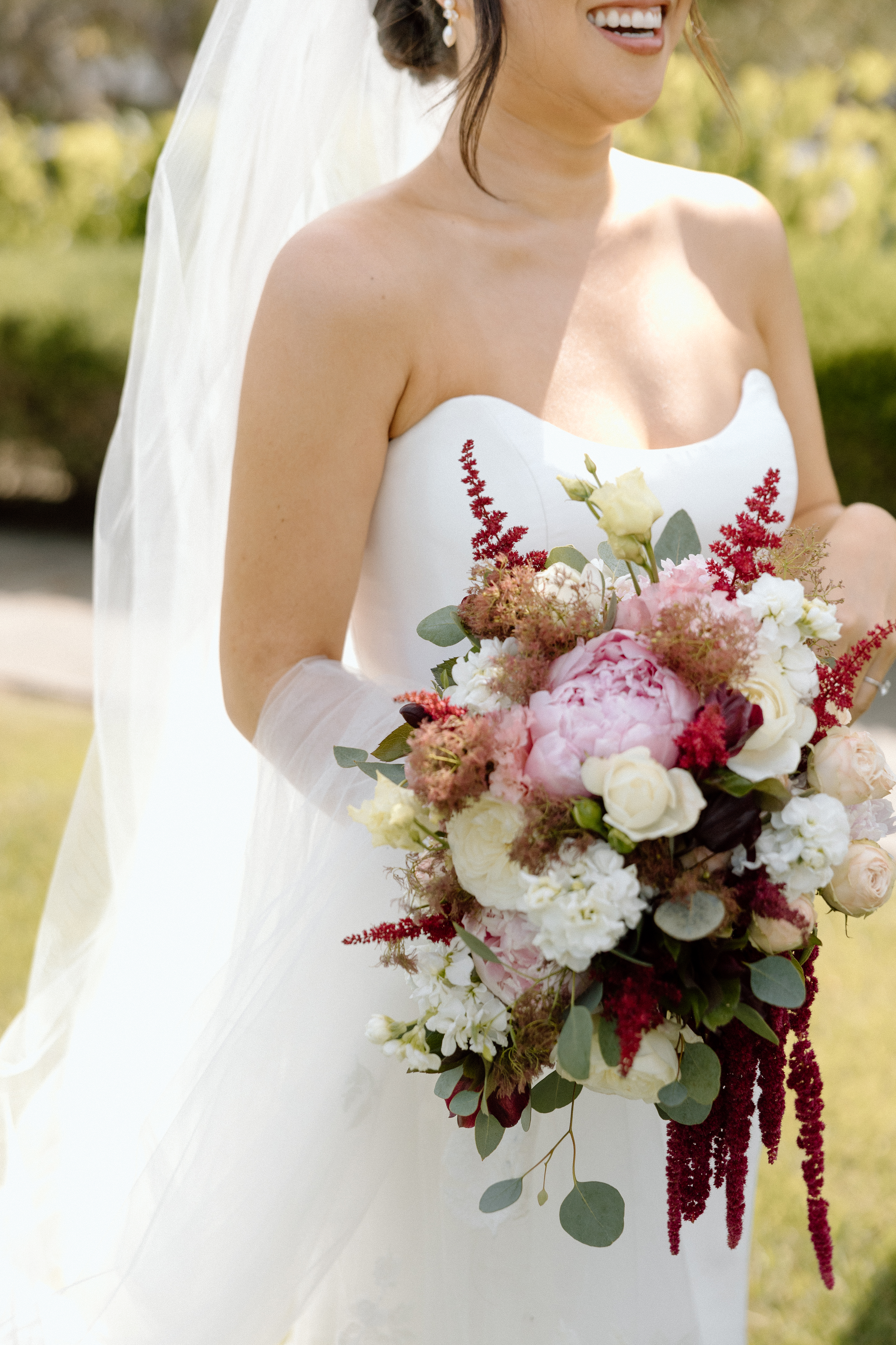 You Found Your Wedding Vendors on The Knot, Now What?