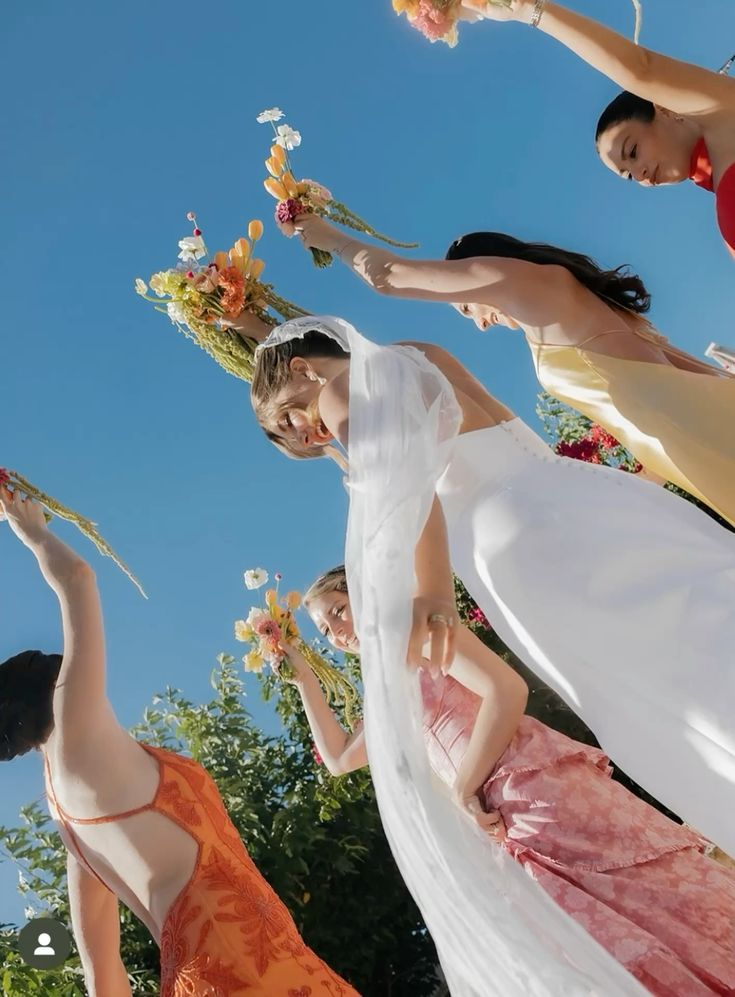 The Wedding Industry Has An Information Overload Problem: Here's What You Actually Need To Know