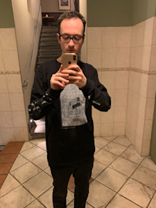 Hayden wearing Uniswap shirt at Devcon