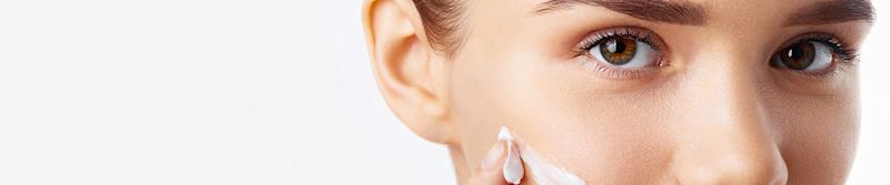 Entretien peau sensible : nettoyer, apaiser, hydrater, réparer