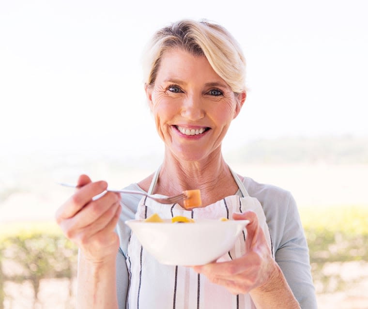 QUELLE ALIMENTATION ADOPTER A LA MÉNOPAUSE ? - Image 1 - Vania - fr-FR
