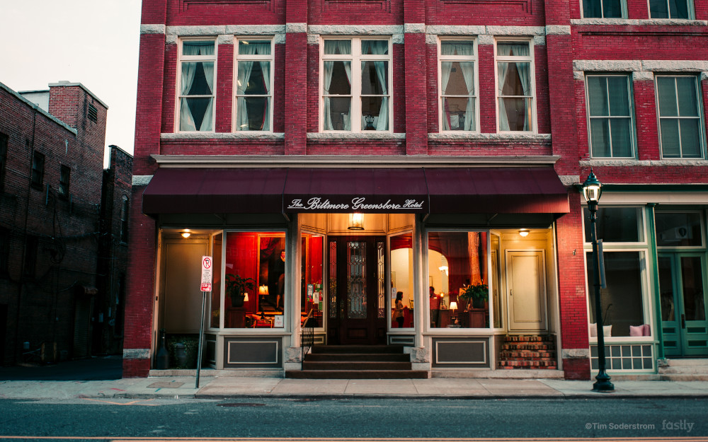 Original Crédit photo : Tim Soderstrom (Fastlyan)