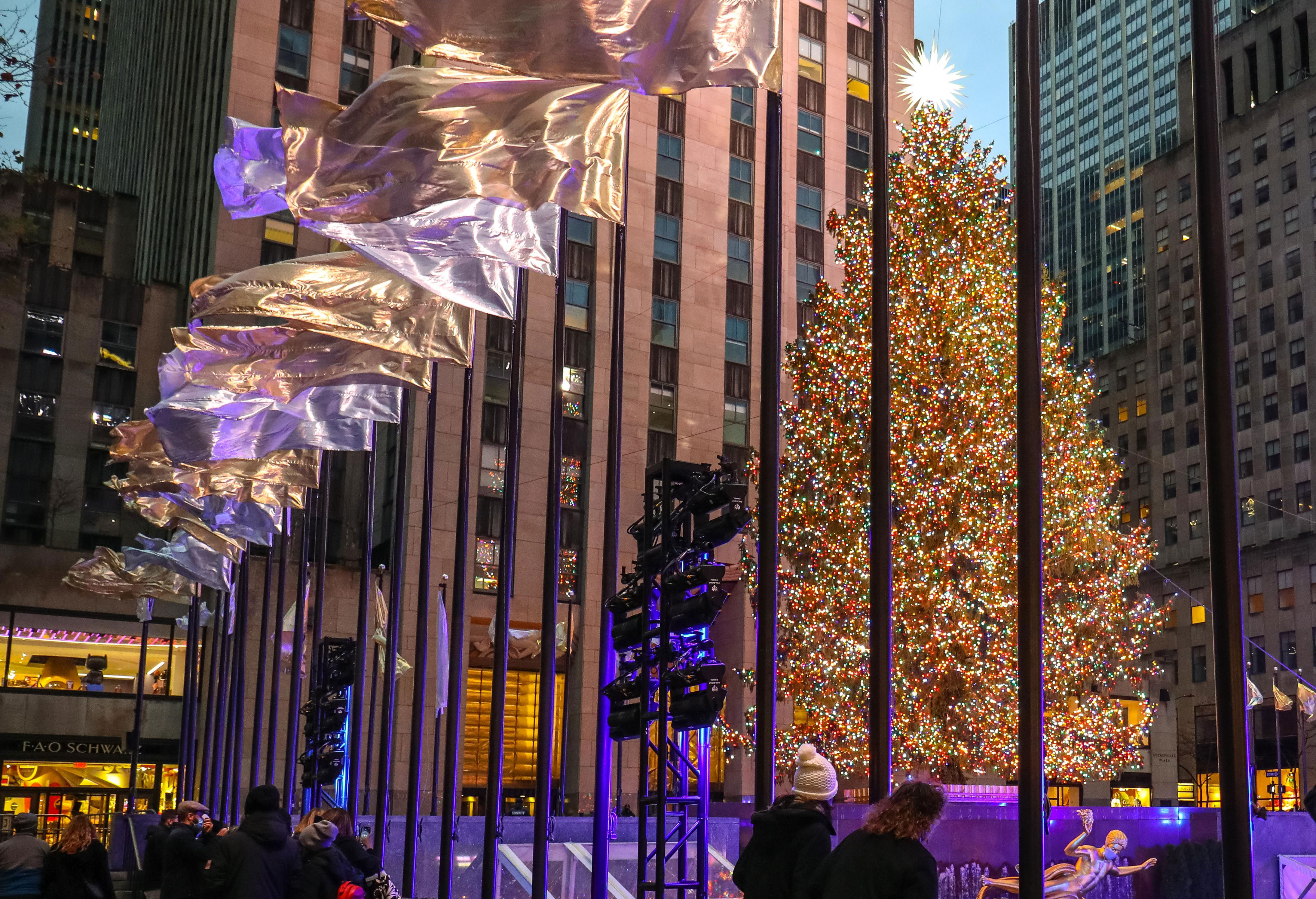 A Food Fun Guide to Fully Enjoying Rockefeller Center This