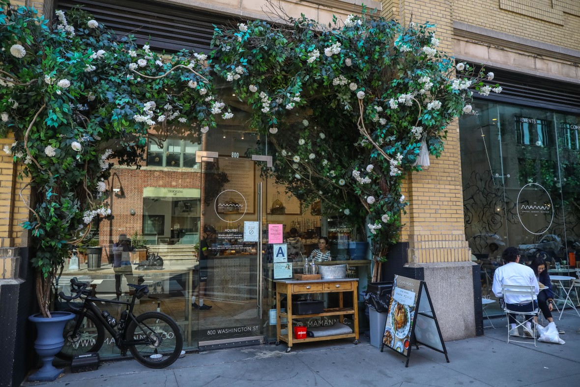 Maman Bakery near the High Line's southern terminus