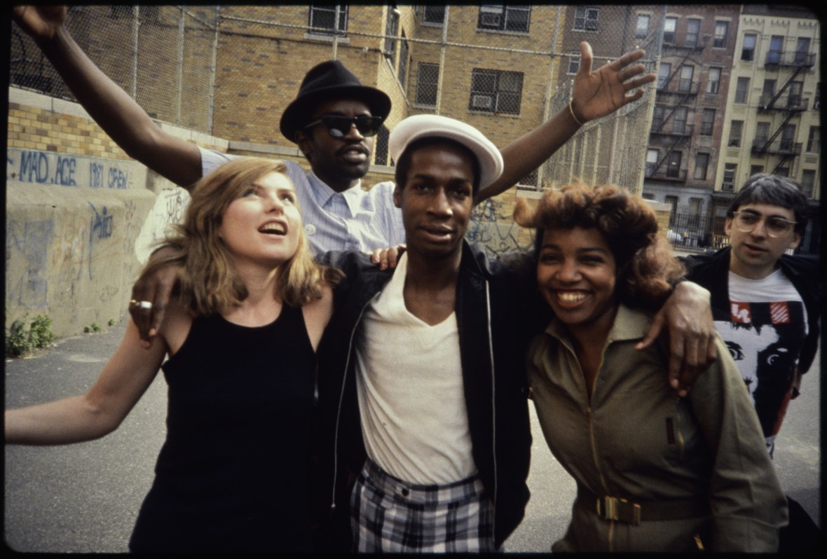 1981 - Charlie Ahearn - Grand Master Flash, Debbie Harry, Fab 5 Freddy, Chris Stein of Blondie and friend (1981)