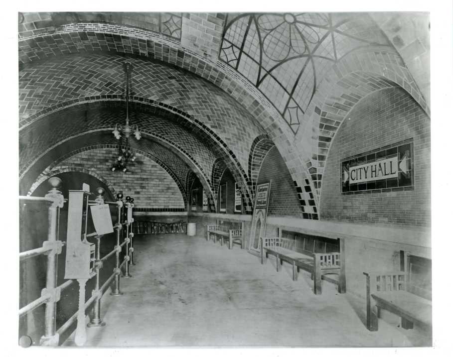 Old City Hall Station, New York Transit Museum Collection