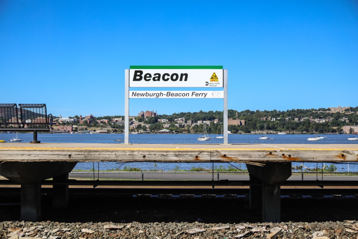 Beacon station