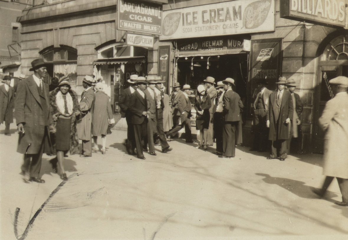 Adam Clayton Powell Jr Blvd & 132nd St (Berenice Abbott)