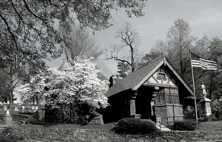 old burial hill cemetery