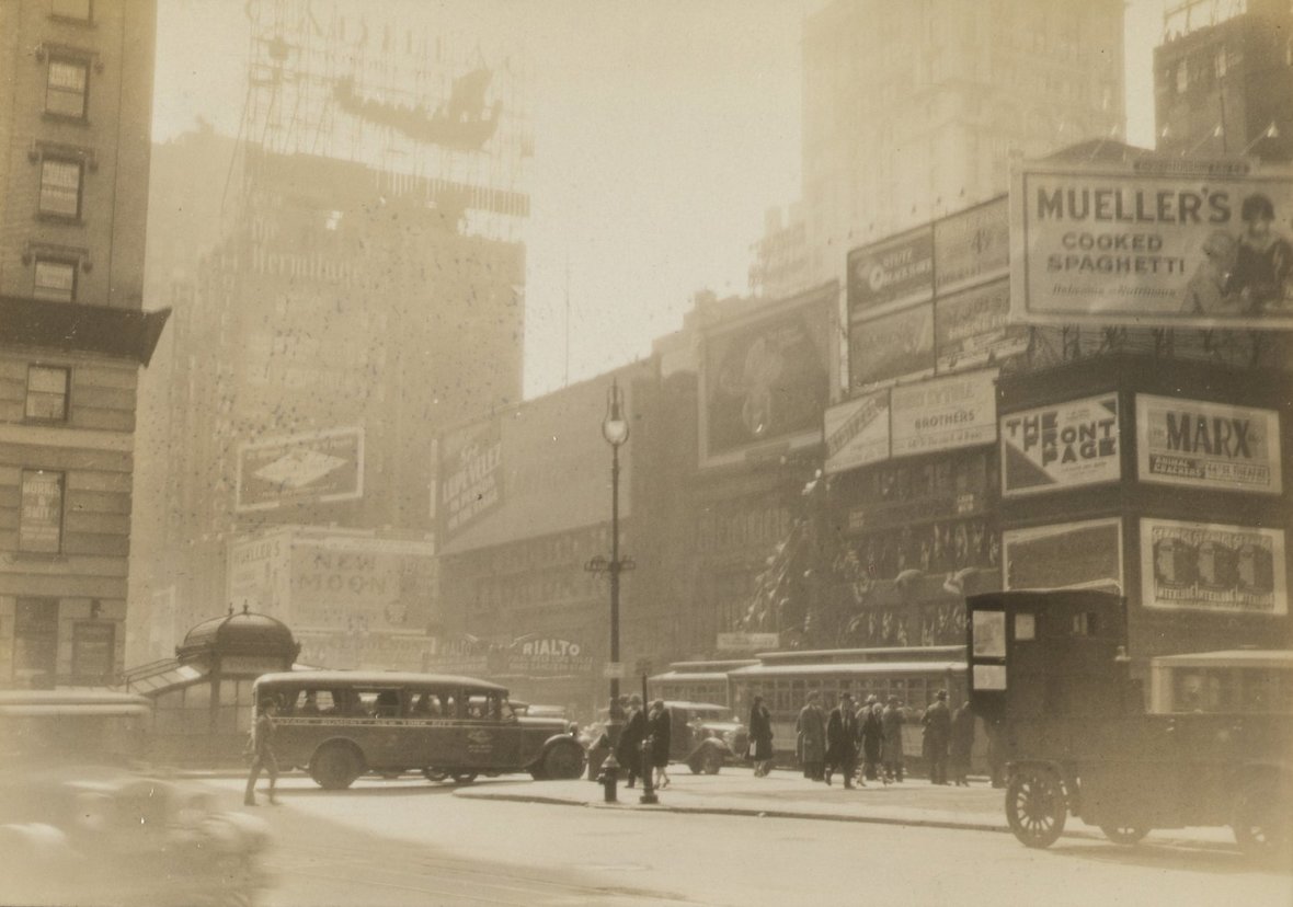 Times Square (Berenice Abbott)