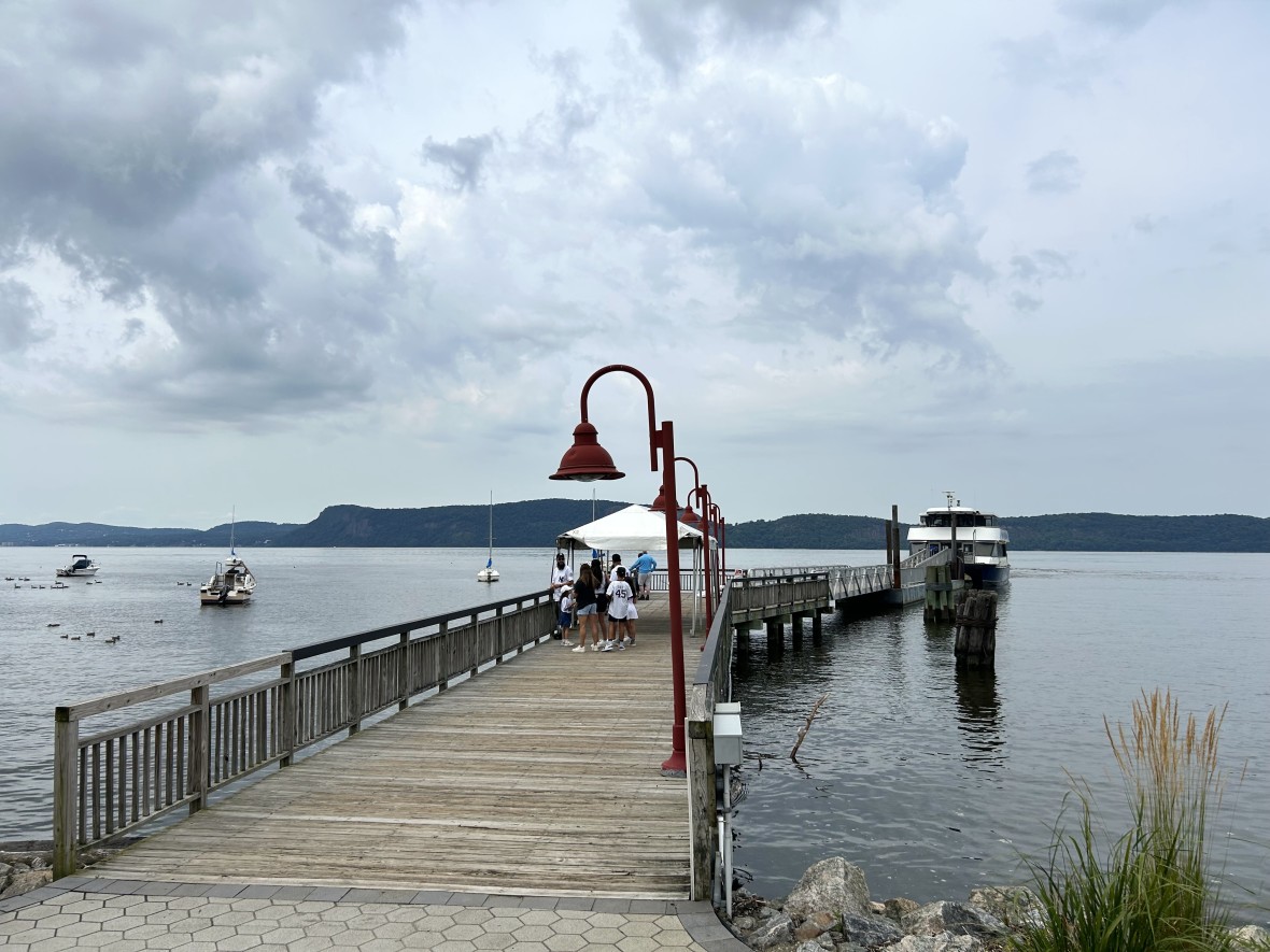 Ossining ferry dock