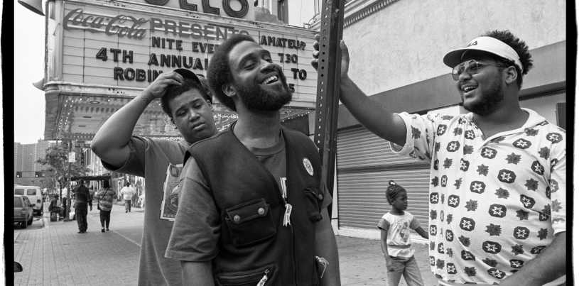 1993 - David Corio - De La Soul outside the Apollo Theater, 253 W 125th Street, Harlem, NYC on 12 September 1993 (l-r) Trugoy, Posdnous and Maseo (1993)