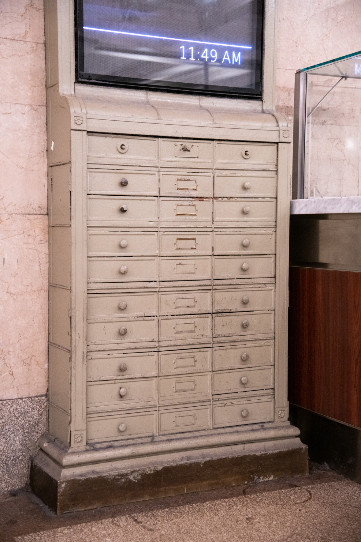 The old drawers