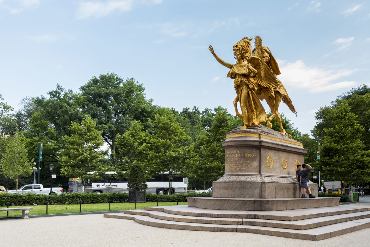 Grand Army Plaza