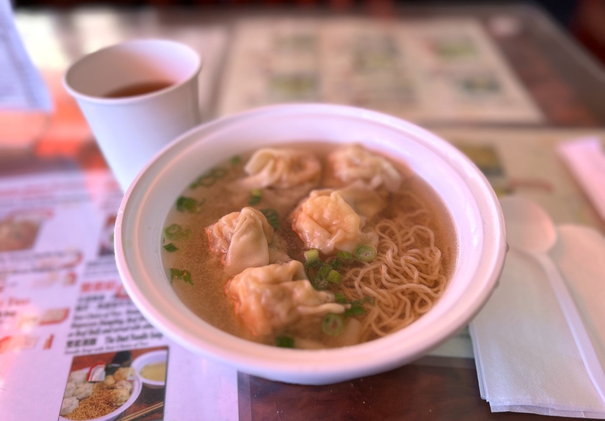 Prince Noodle shrimp wonton soup closeup