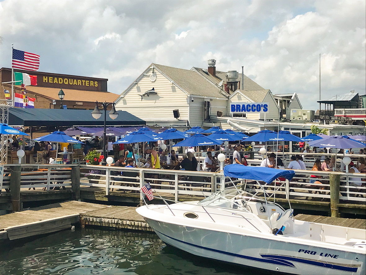 Exterior of Bracco's in Freeport along the Woodcleft Canal