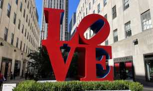 LOVE in Rockefeller Center