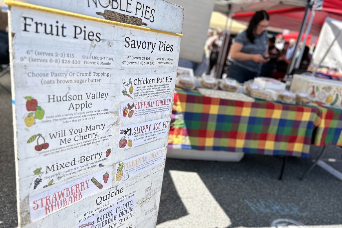 Pleasantville farmers market pies