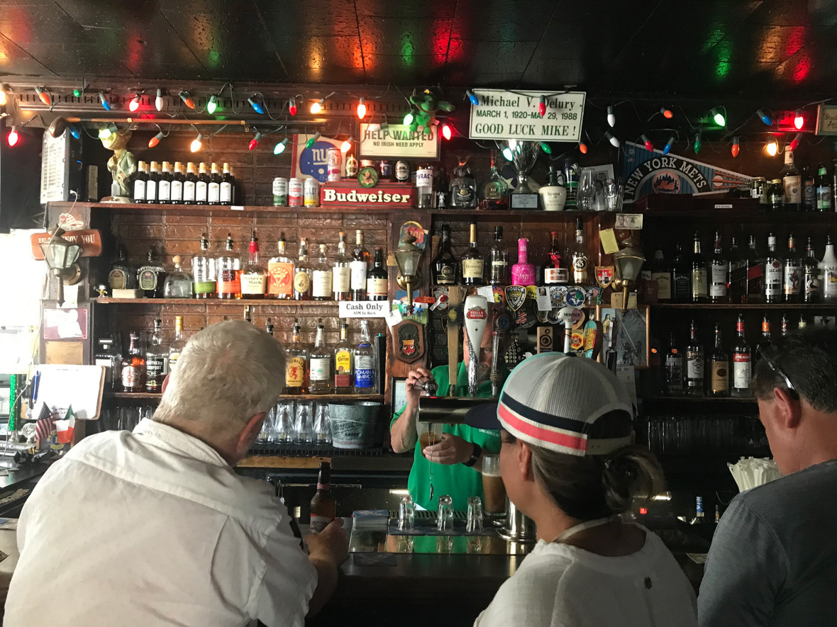 Interior bar at Shine's Irish Pub