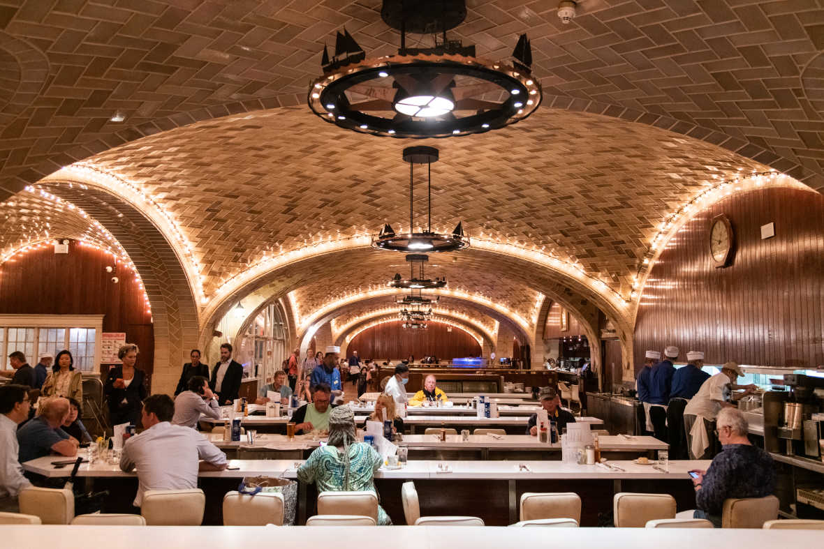 Your Complete Guide To Eating And Drinking In Grand Central Terminal | MTA  Away