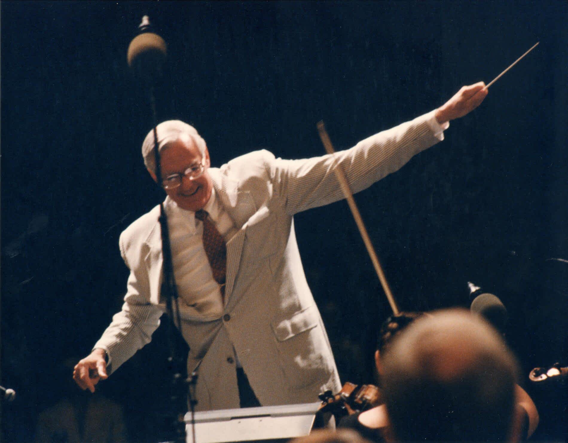 Bowen "Buzz" McCoy conducting The Star-Spangled Banner at the Hollywood Bowl on Opening Night, June 25, 1999.