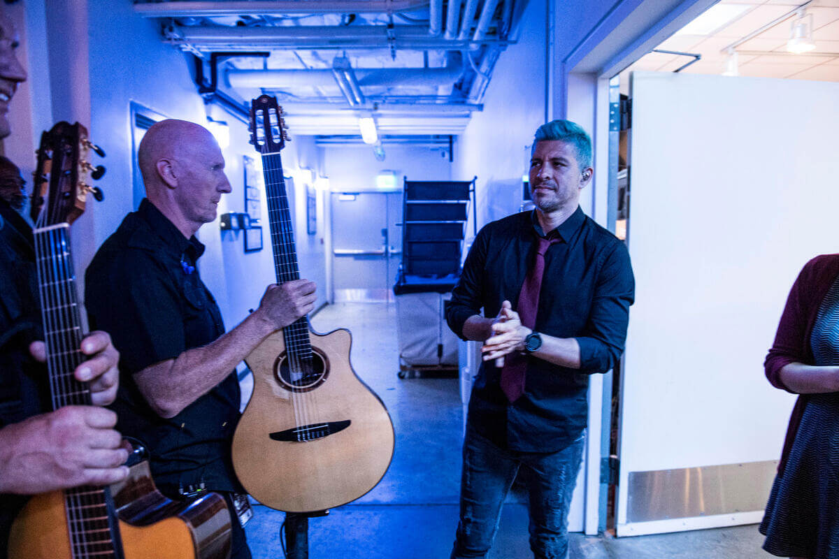 Rodrigo Sánchez of the duo Rodrigo y Gabriela backstage during a concert his 2018 concert
