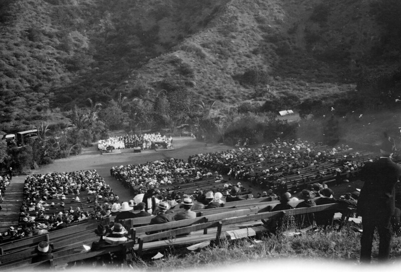 The Hollywood Bowl’s stage before the installation of the first shell in 1926